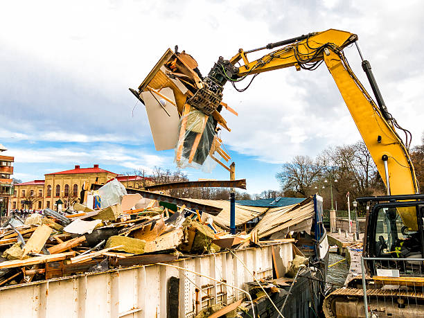 Yard Cleanup Services in Clay City, IN